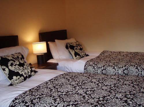 The Horse & Jockey Inn Knighton  Ngoại thất bức ảnh