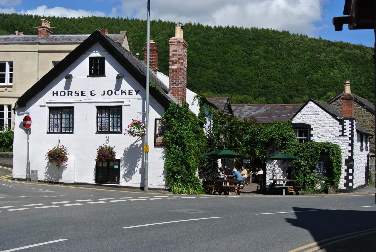 The Horse & Jockey Inn Knighton  Ngoại thất bức ảnh